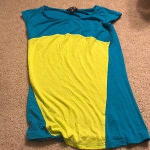 GREEN AND BLUE TOP